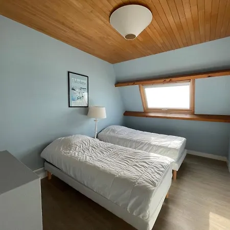 Bord De Avec Jardin Et Wifi Gratuit - Fr-1-361-76 * Saint-Pair-sur-Mer