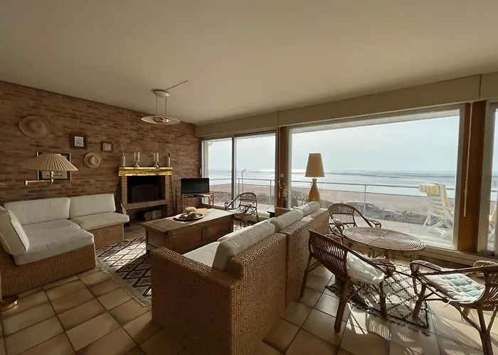 Bord De Avec Jardin Et Wifi Gratuit - Fr-1-361-76 * Saint-Pair-sur-Mer