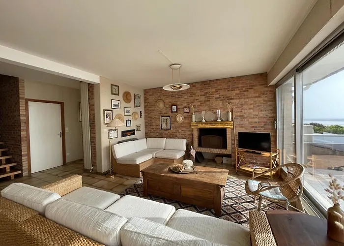 Tatil Evi Bord De Avec Jardin Et Wifi Gratuit - Fr-1-361-76