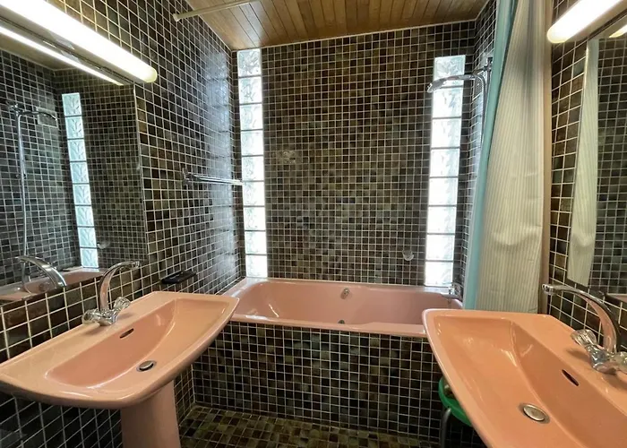 Bord De Avec Jardin Et Wifi Gratuit - Fr-1-361-76 Saint-Pair-sur-Mer