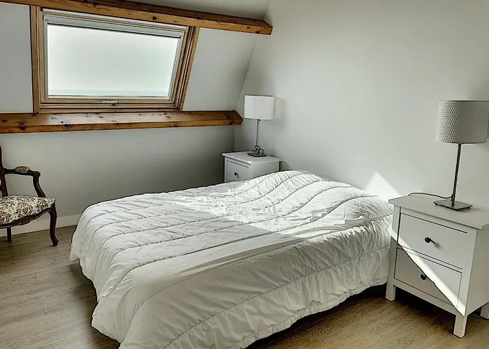 Tatil Evi Bord De Avec Jardin Et Wifi Gratuit - Fr-1-361-76 Saint-Pair-sur-Mer