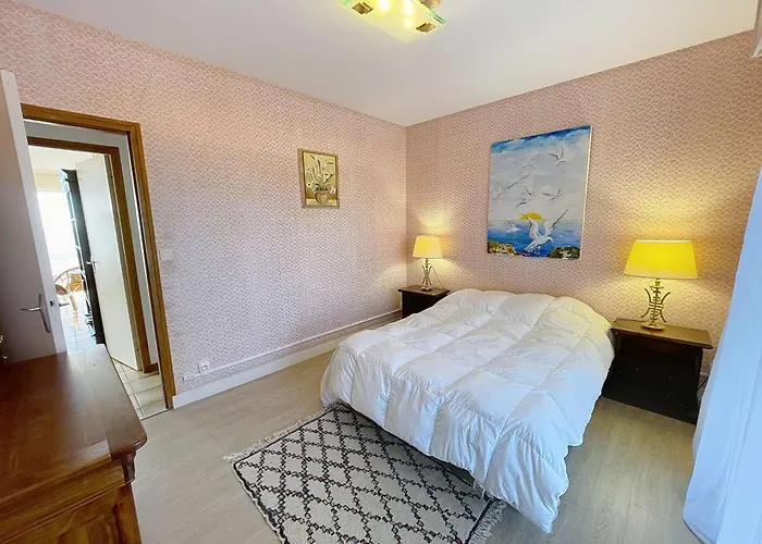 Bord De Avec Jardin Et Wifi Gratuit - Fr-1-361-76 Saint-Pair-sur-Mer