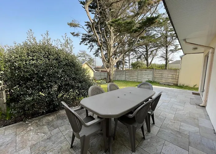 Bord De Avec Jardin Et Wifi Gratuit - Fr-1-361-76