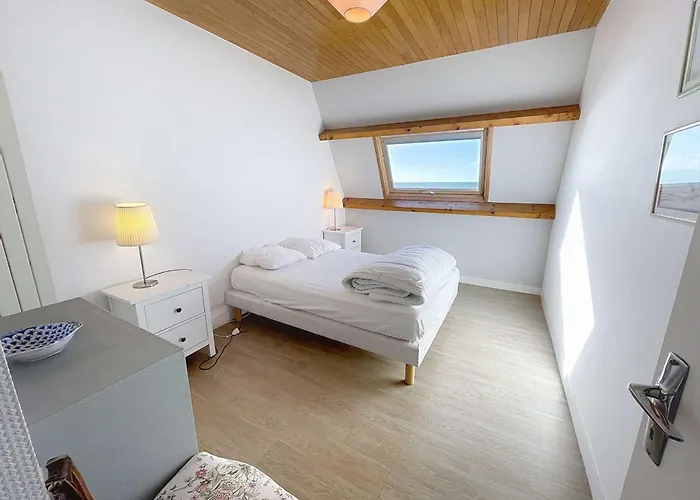 Tatil Evi Bord De Avec Jardin Et Wifi Gratuit - Fr-1-361-76